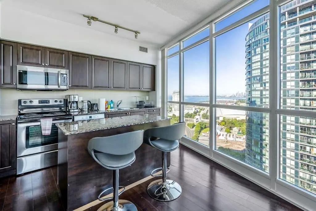 1Bdrm Comfort Away From Home With Parking-Downtown Toronto Apartment