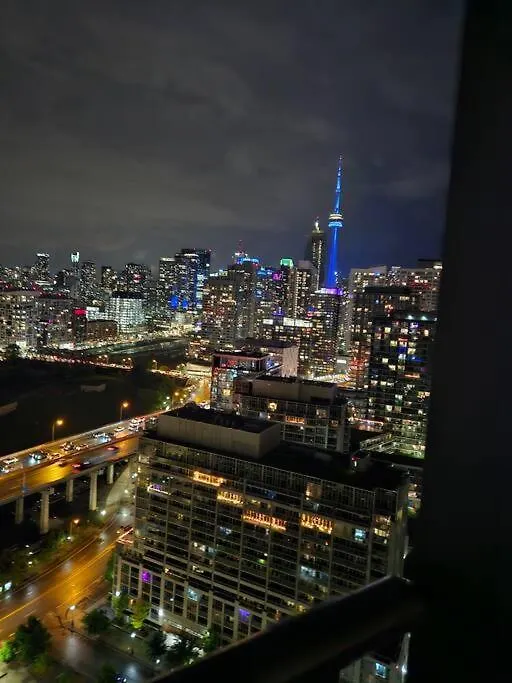 1Bdrm Comfort Away From Home With Parking-Downtown Toronto 0*,  Canada